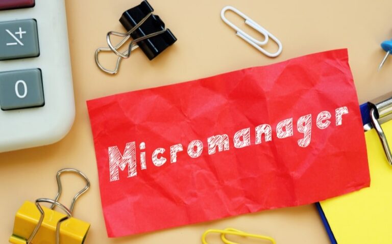 Navigating the Workplace: How to Deal with a Micromanager