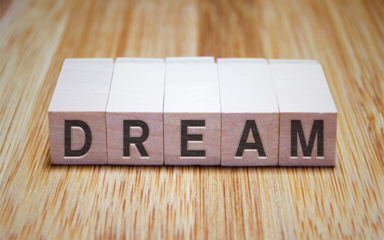 34 Words That Rhyme with Dream for Your Creativity