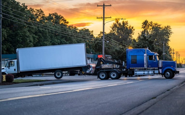 How a Truck Accident Lawyer Can Help You Navigate Insurance Claims